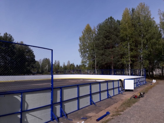 Открытие универсальной спортивной площадки в п. Свтлополянск.