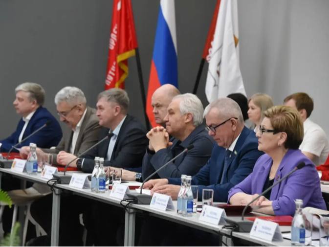 XIV заседание Ассоциации молодёжных парламентов ПФО: фокус на сельской молодёжи и кадровой политике.