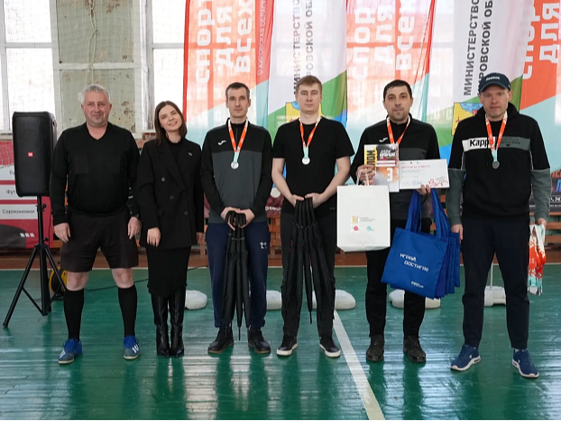 В Кировской области определили победителей регионального этапа «МолоТ» по мини-футболу.